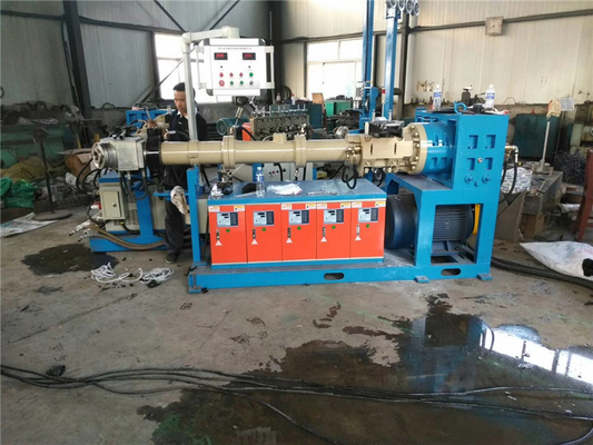 شراء آلة بثق السيليكون الصناعية EPDM NBR آلة بثق المطاط online manufacture