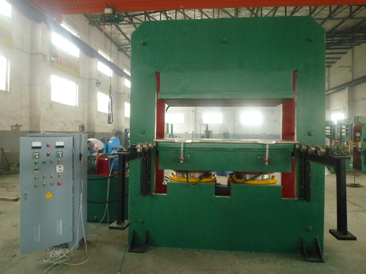شراء 380V نظام فلكنة لوحة المطاط مع نطاق درجة حرارة 0-300 ℃ online manufacture